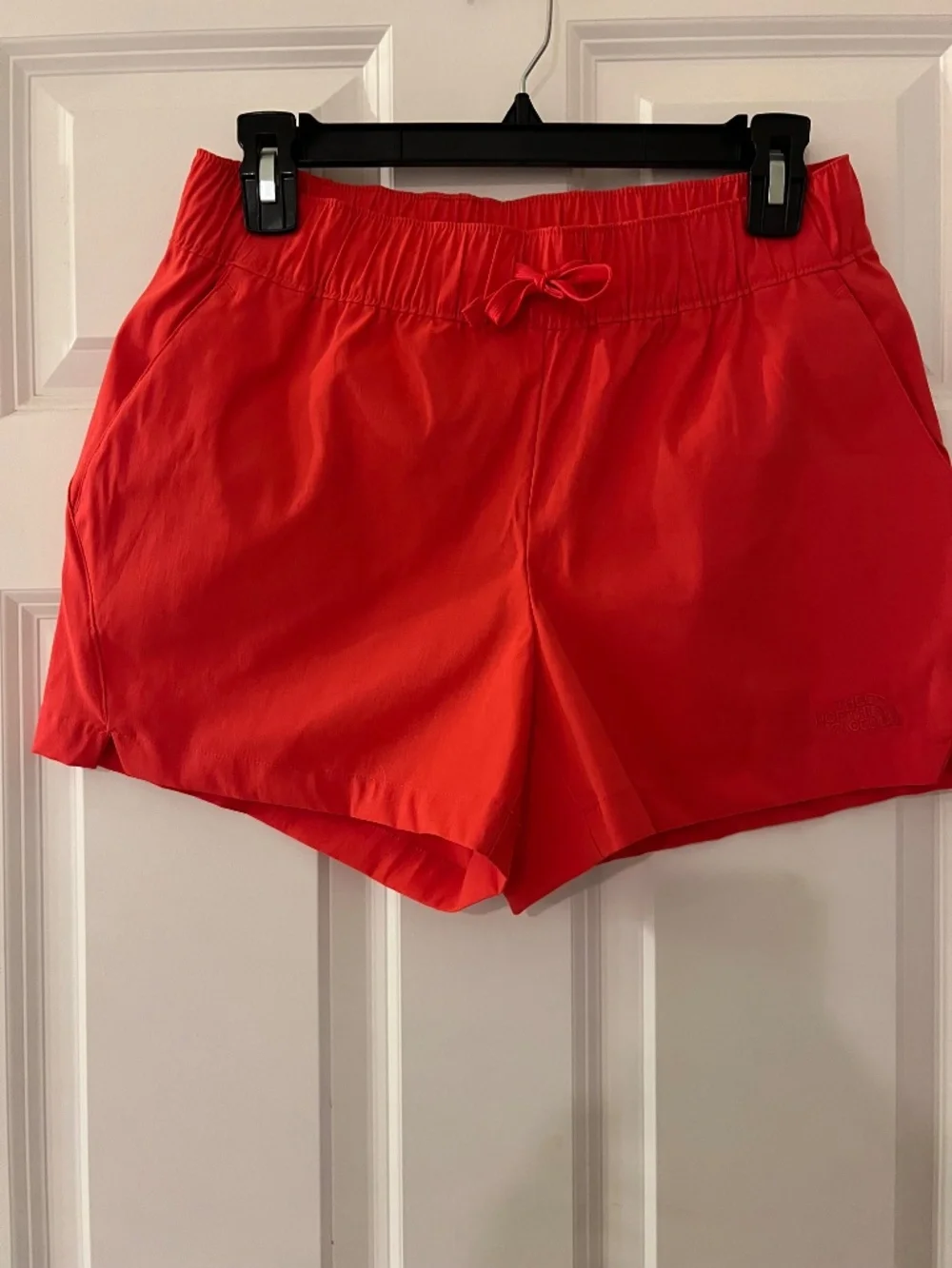 The North Face Women’s Red Orange Lightweight Active Shorts Size S